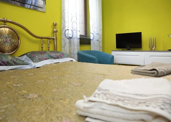 Hotel Rozafa *